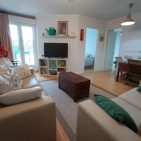 Apartamento Bajo Con Terraza En