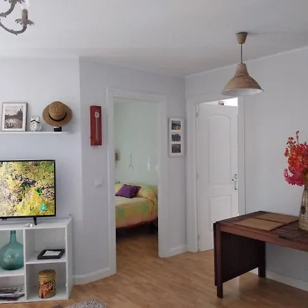 Bajo Con Terraza En Apartment