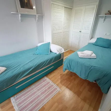 Bajo Con Terraza En * Mogro